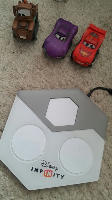 Disney infinity игра,портал, фигурки,значки Xbox ps3, wii Lego dimensi