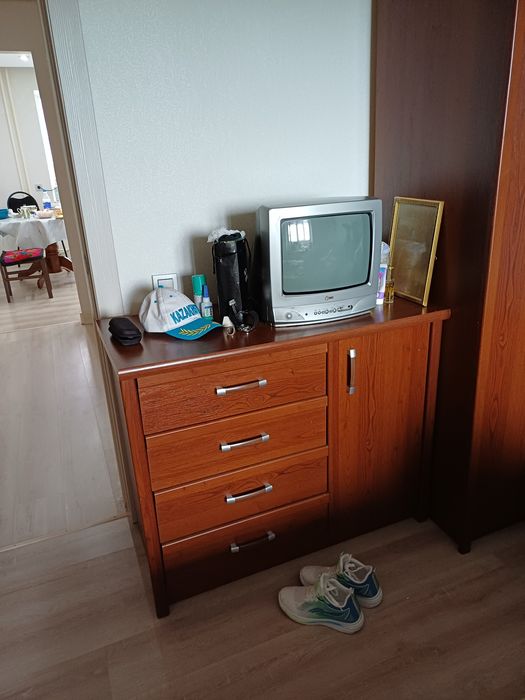 Шкаф.                                       Кампот