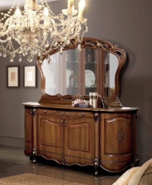 Сервант и комод с зерколом