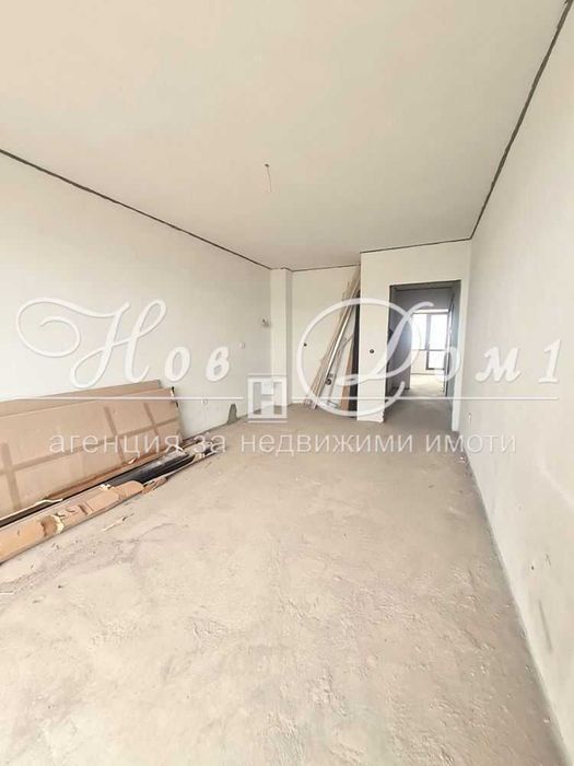 Продава се Двустаен апартамент в Варна, Погреби - 70 кв.м за 1899 €/кв.м - Снимка #1