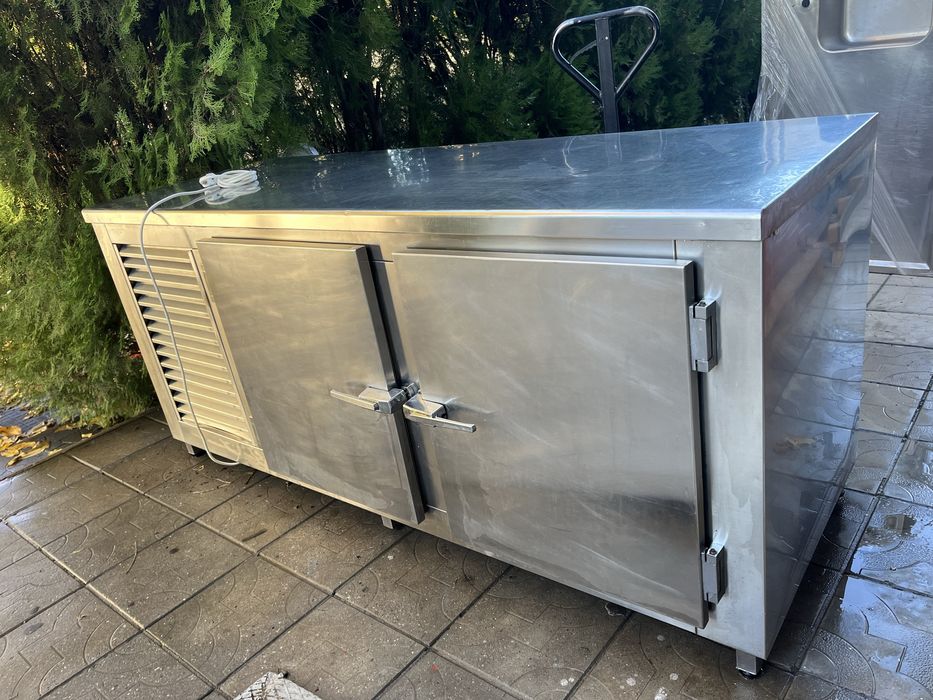 Хладилна маса хладилна