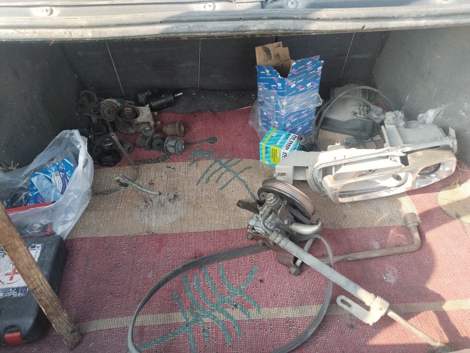 Мазда кронос 2 обем