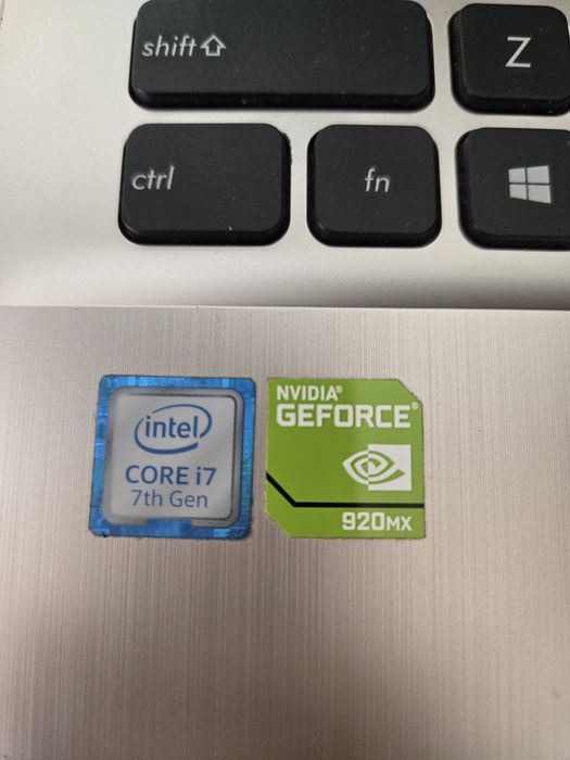 Laptop asus X541U