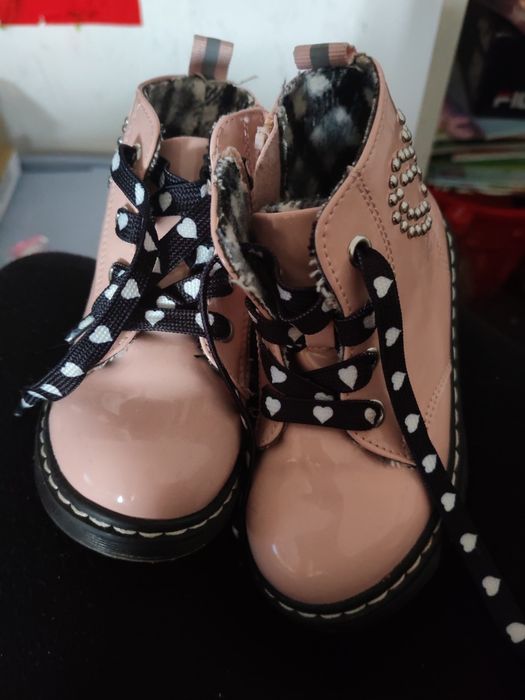 Mărimea 24, noi, ghetuțe Nelly blue