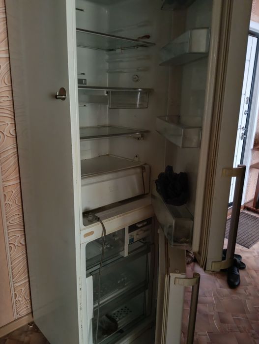 Продам холодильник LG