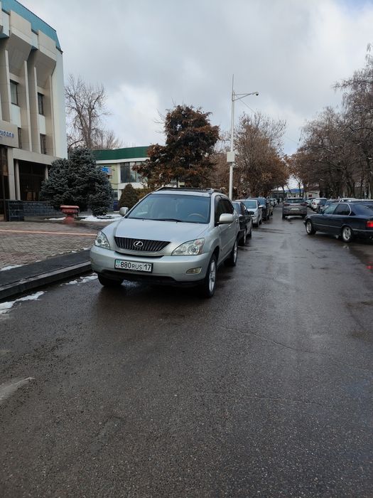 Автомобиль лехсус