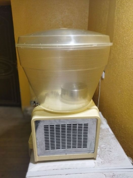 Сок охладитель сотилади