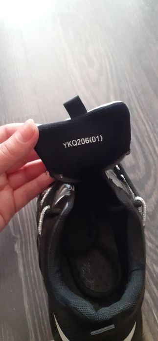 Adidasi dama numarul 37