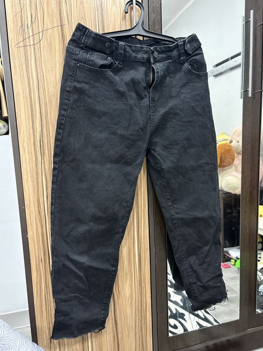 Все джинсы по 2000