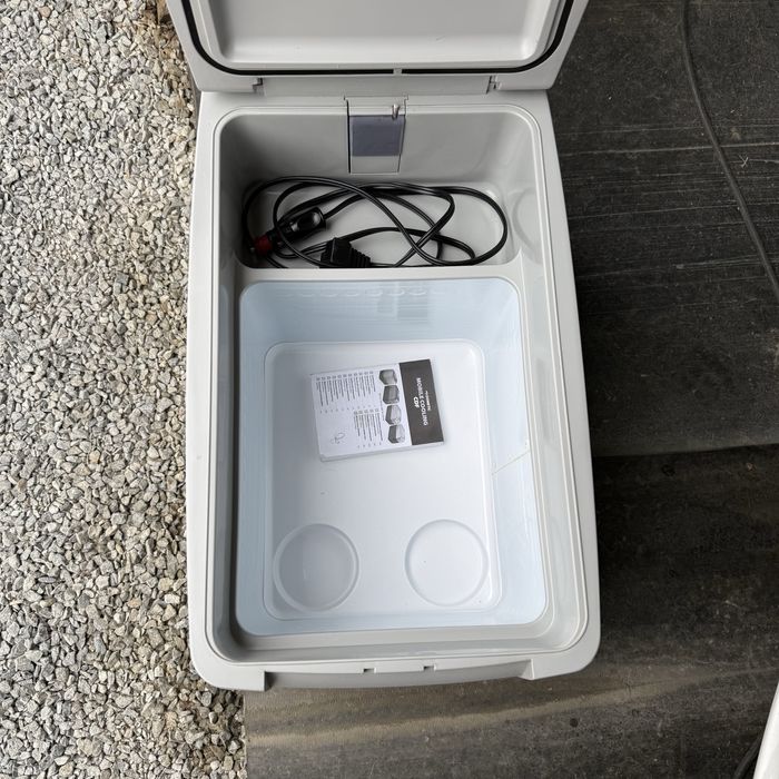 Frigider auto freon Dometic