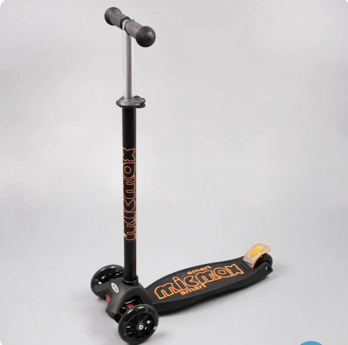 Самокат 3х колесный