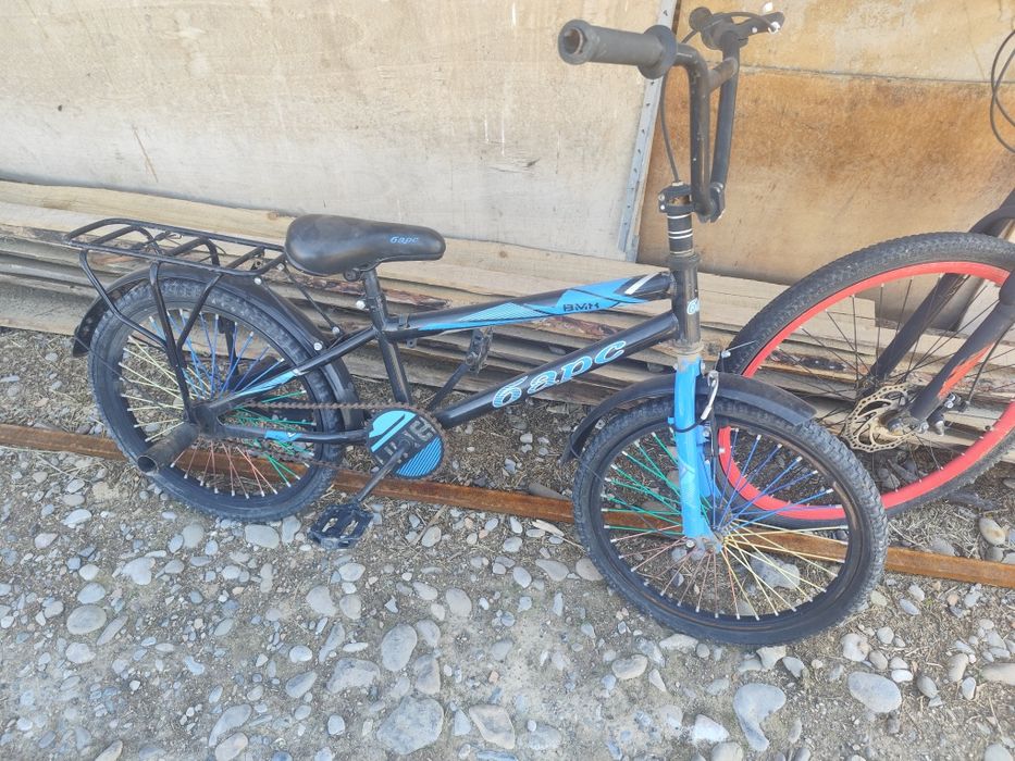 Еки штук велосипед сатылады