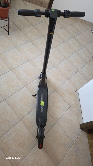 Trotineta electrica Freewheel  în garanție 2 ani jumate