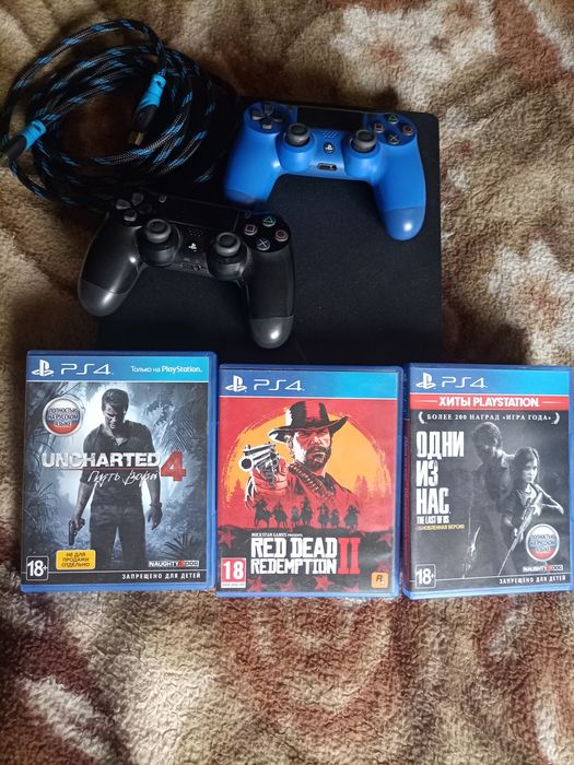 Продам игровую приставку PS4