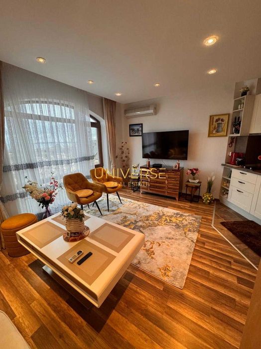 Продава се Двустаен апартамент в к.к. Слънчев бряг - 60 кв.м за 1020 €/кв.м - Снимка #1