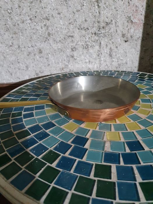 Стар меден тиган.