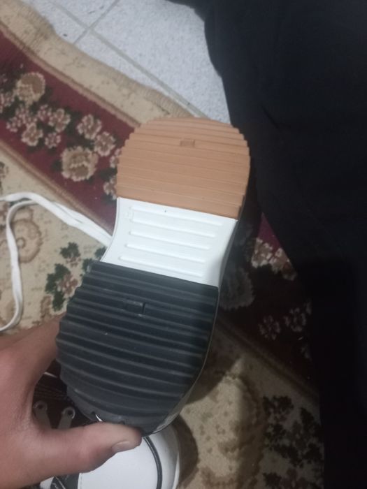 Черно белые кеды