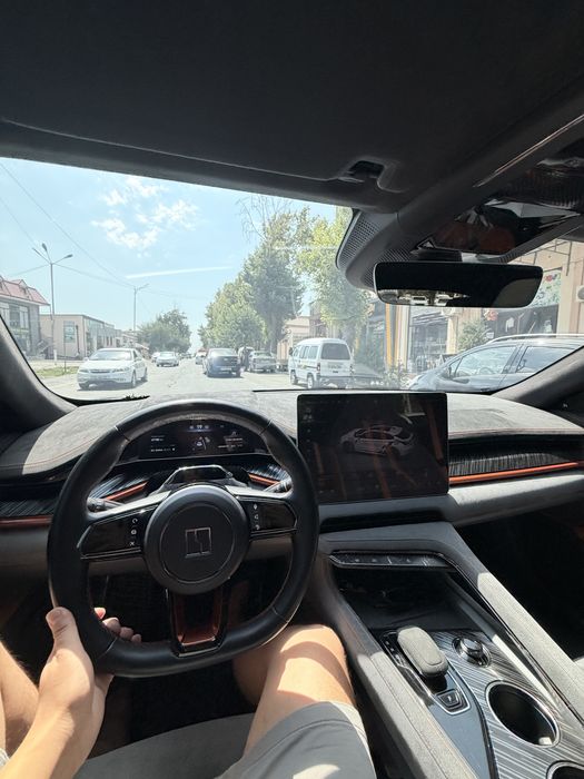 Zeekr 001 YOU Z sport