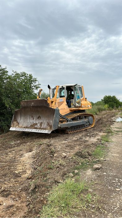 Inchiriere buldozer Liebherr 734 L, 23tone, cu operator