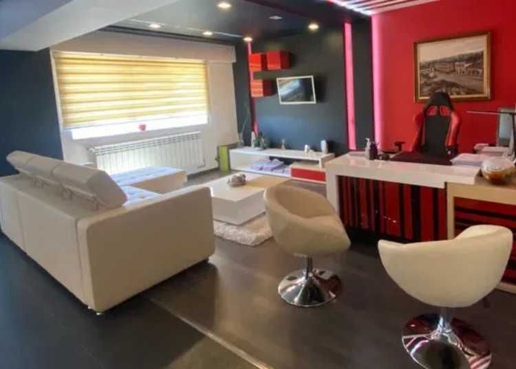 Дава се под наем Двустаен апартамент в Пловдив, Старият град - 65 кв.м за 336.6 € - Снимка #1