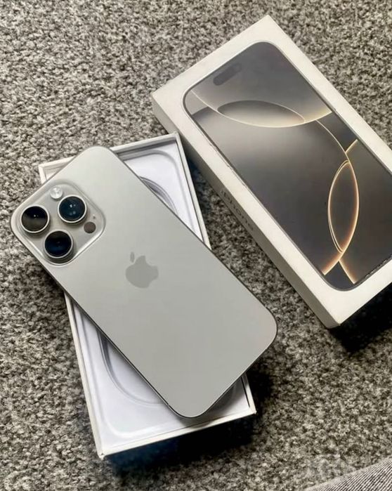 iPhone 16 Pro Max, 256 ГБ, SIM + eSIM