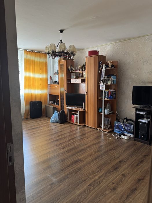 Apartament decomandat, 2camere, Craiovita Noua