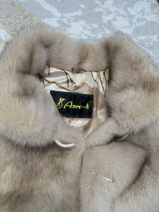 Норковая шуба сатылады.