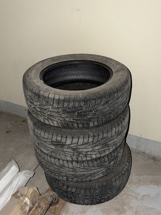 Продается зимние шины