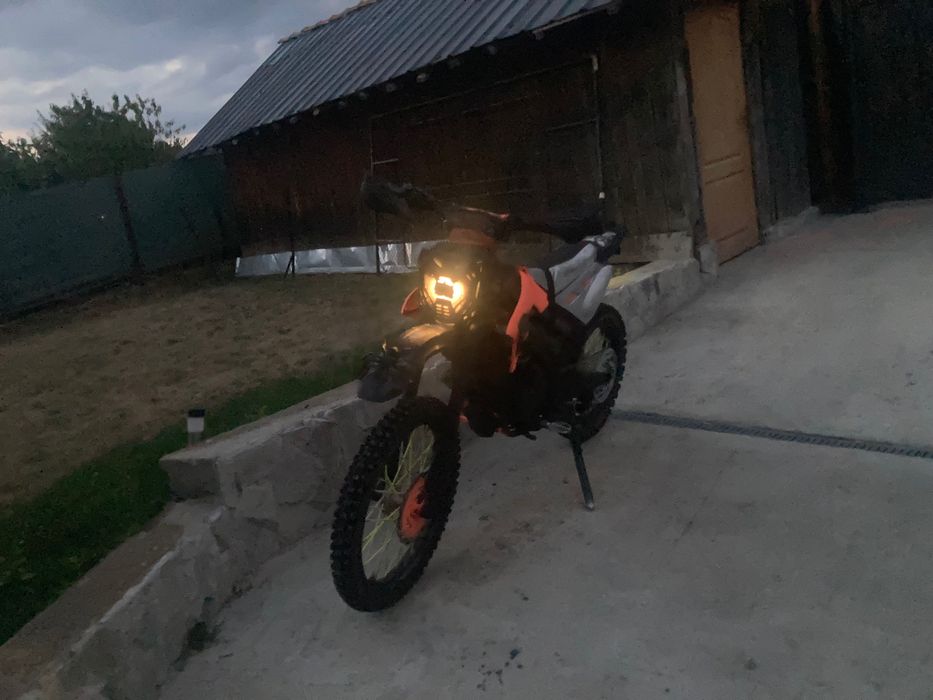 Krosov motor 250cc X-moto XB 35