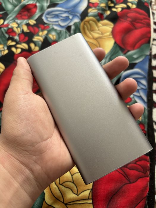 Каррманный зарядчик