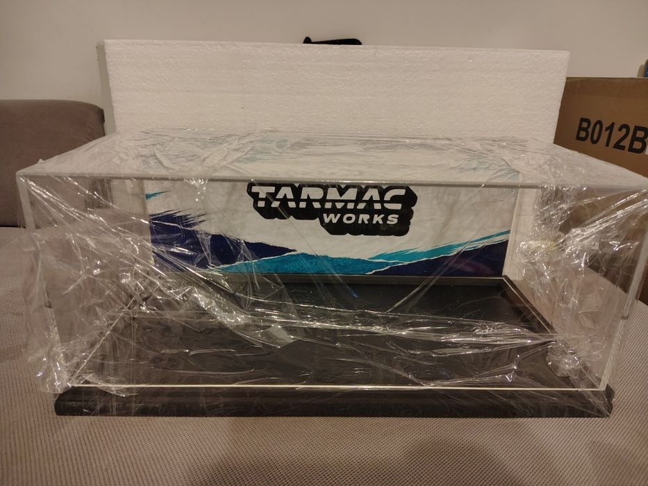 Vitrina expunere Tarmac pentru machete