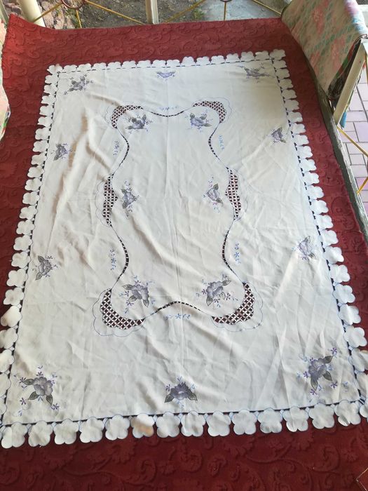 Тюль,скатерти,ламбрикены