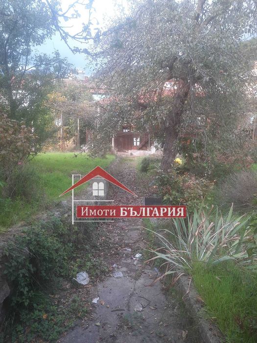 Автентична къща в  центъра на гр. Сопот