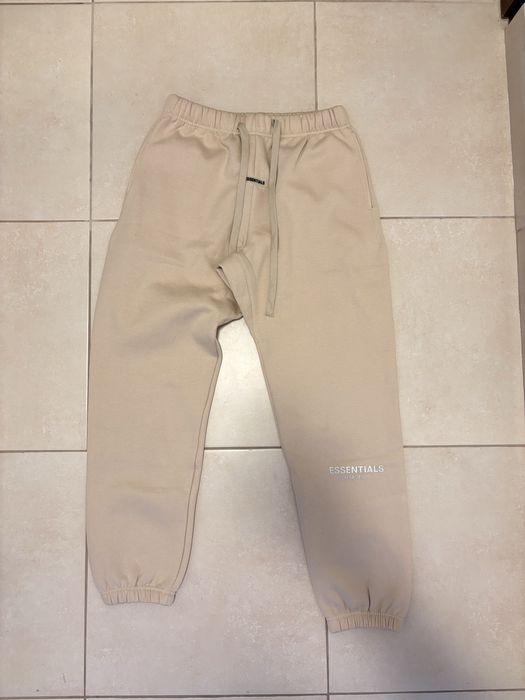 Pantaloni Essentials