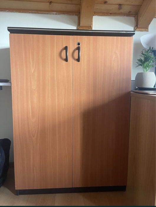 Vand dulap pentru birou / biblioteca nuc / negru