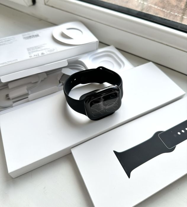 Apple iWatch 11 Jet Black 46mm 100%