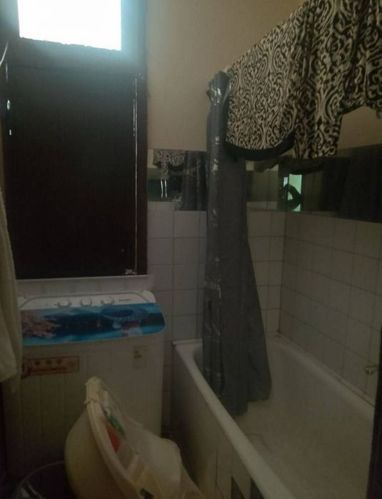 Квартира продаётся Чиланзар 7 квартал 1/4/4 без ремонта орр мечеть