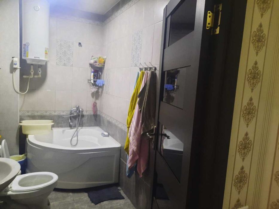 Ko`p qavatli uydagi xonadon