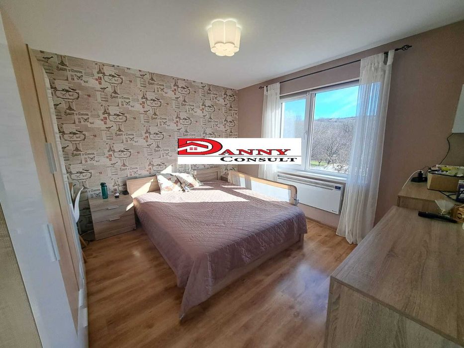 Къща за продажба в с. Царевец - обл. Велико Търново