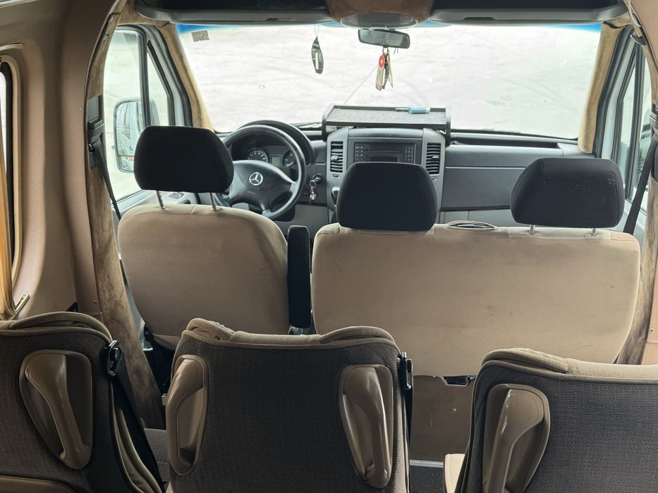 Vand Mercedes Sprinter 319,316 si Crafter