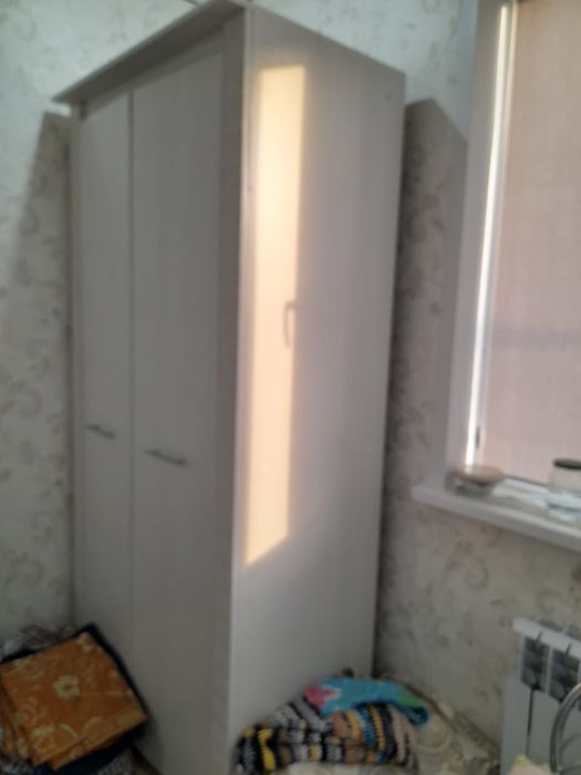 Шкаф белый компактный