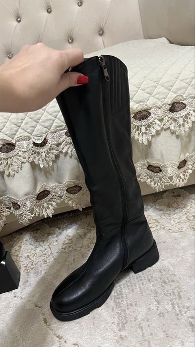 Продам зимние сапоги