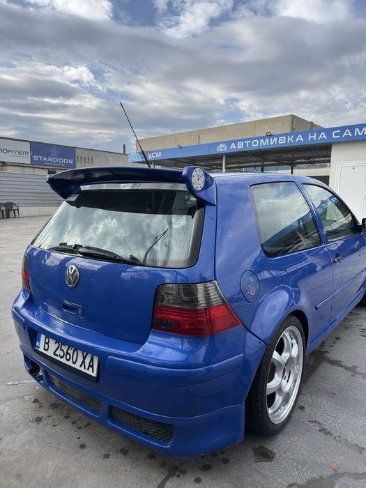 Volskwagen golf 4 до края на декември