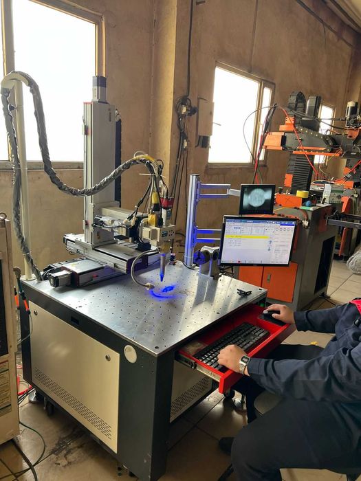 Продам Аппарат лазерной сварки с ЧПУ