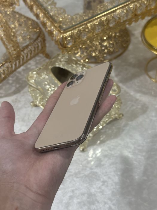 iPhone 11 Pro Gold