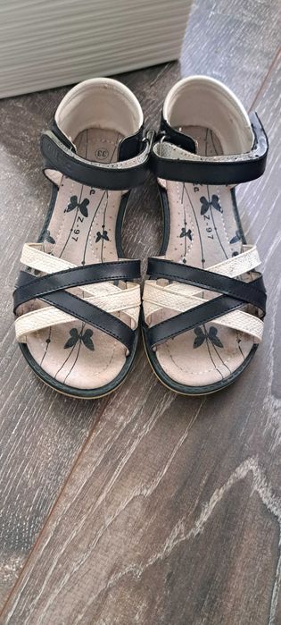 Сандали за момиче