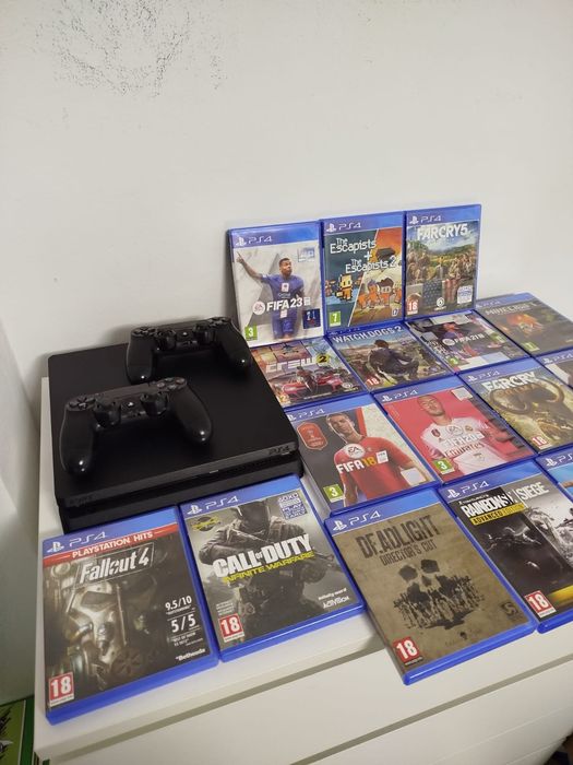 PlayStation 4 slim/ 17 jocuri