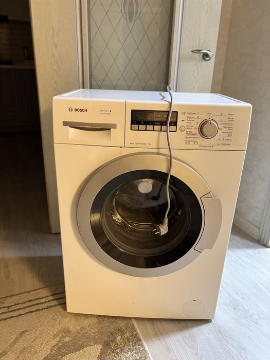 Продаю стиральную машину