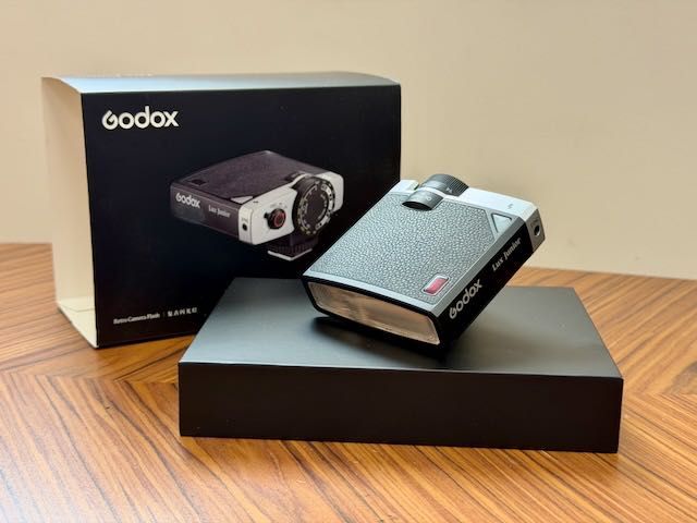 Godox Lux Junior ретро светкавица