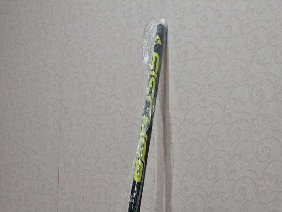продаю клюшку новую